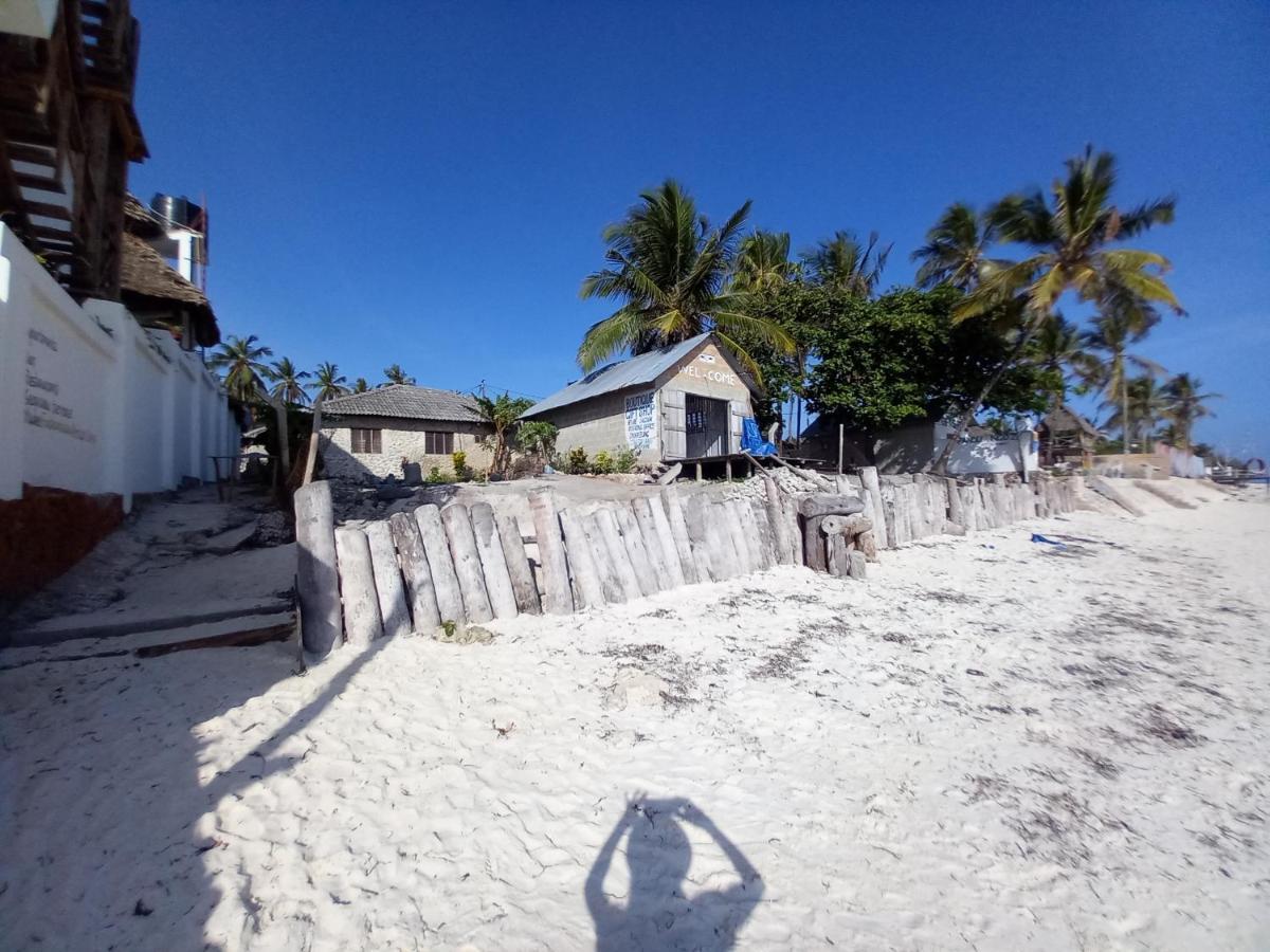 Bibi Mrembo Guesthouse Pingwe Exterior photo